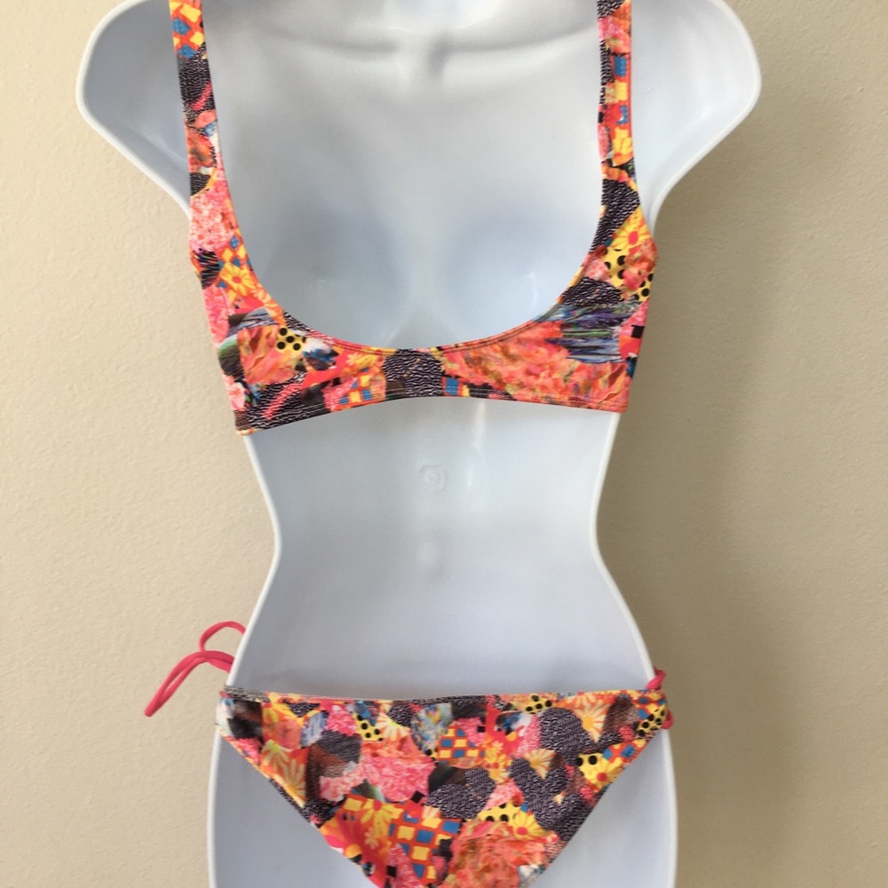 Tallow Bikini - Picture 3 of 3